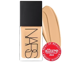 Fond de teint à couvrance moyenne Advanced Skincare réfléchissant la lumière