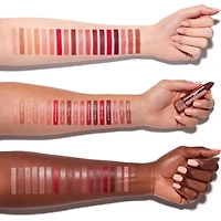 Rouge à lèvres satiné et mat Velvet longue tenue