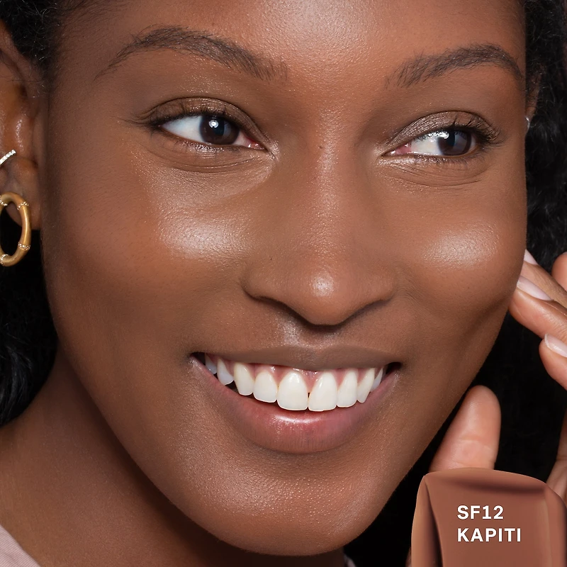 True Skin Medium Coverage Serum Foundation with Niacinamide