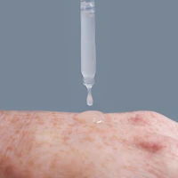 Sérum hydratant avec acide hyaluronique