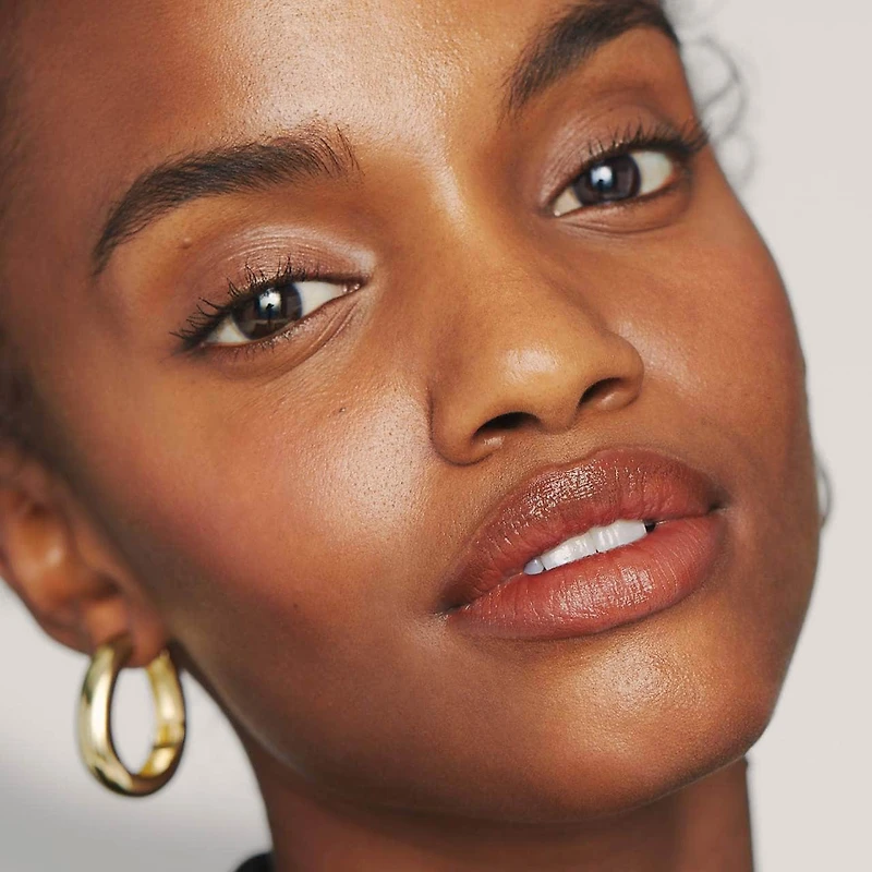 Day Glow Dewy Highlighting Balm