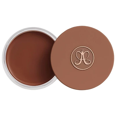 Crème bronzante mate pour définir et sculpter