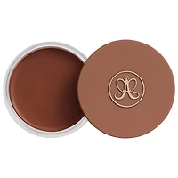 Crème bronzante mate pour définir et sculpter
