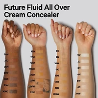 Anticernes hydratant crémeux longue tenue Future Fluid avec acide hyaluronique