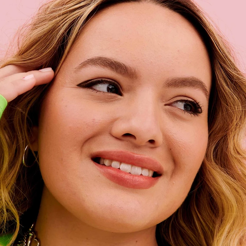 Crayon à sourcils volumisant avec fibre Gimme Brow+