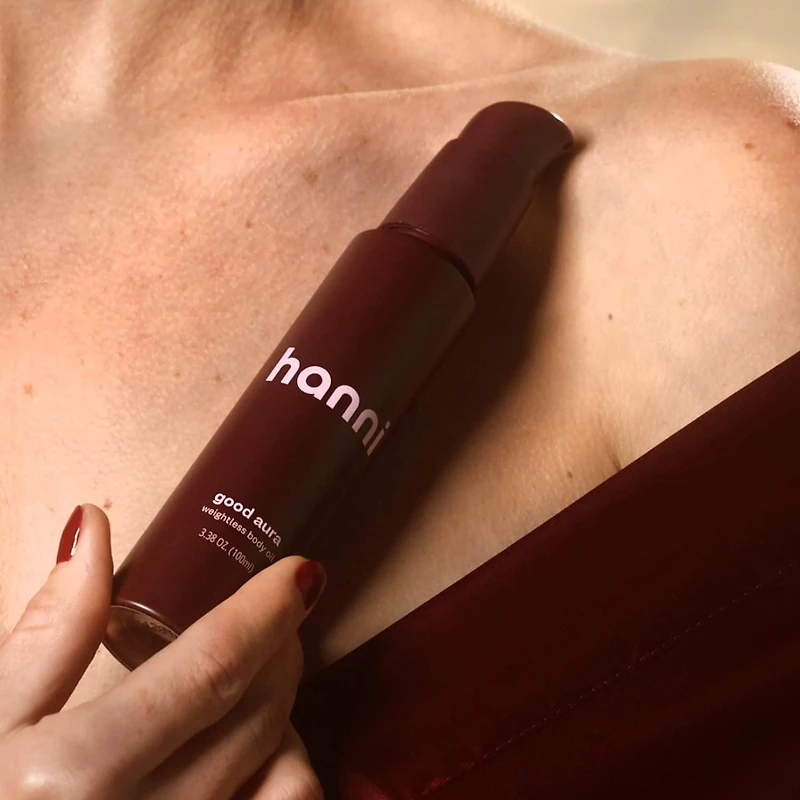 Good Aura Weightless Body Oil