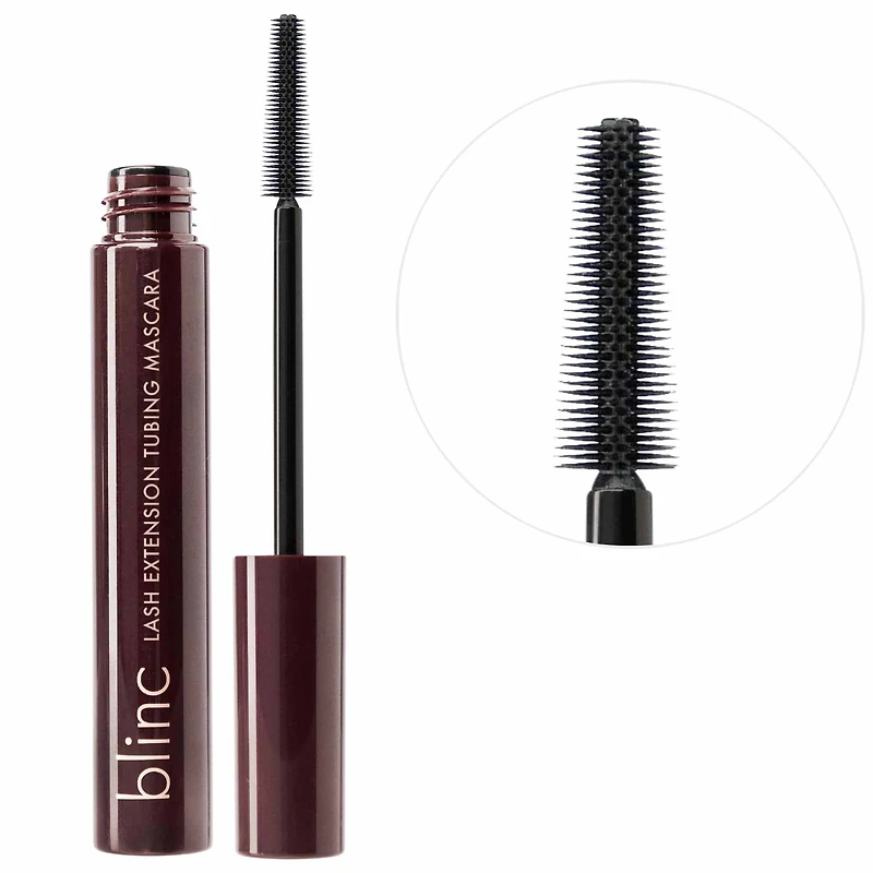 Mascara allongeant et définissant faux cils