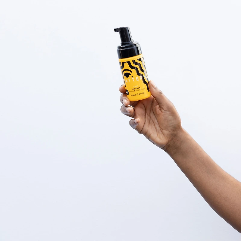 Mousse pour boucles et torsades