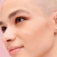 Cire souple texturisante pour sourcils Fluff Up Brow