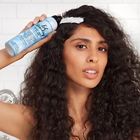 Préshampooing en mousse réhydratant Sunday Scalp Reset