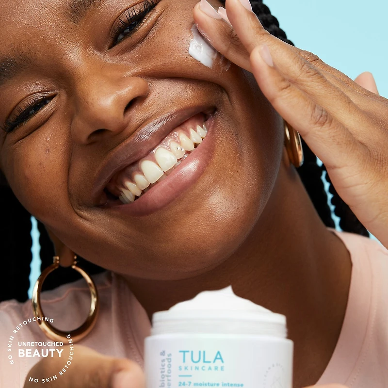 Crème de jour et de nuit ultra hydratante 24-7 Moisture Intense avec acide hyaluronique + Squalane