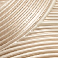 Revitalisant sans rinçage HyDR-8 démêlant et réduisant les frisottis