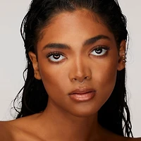 Crème bronzante sculptante + contour en bâton FACE HACK Precision