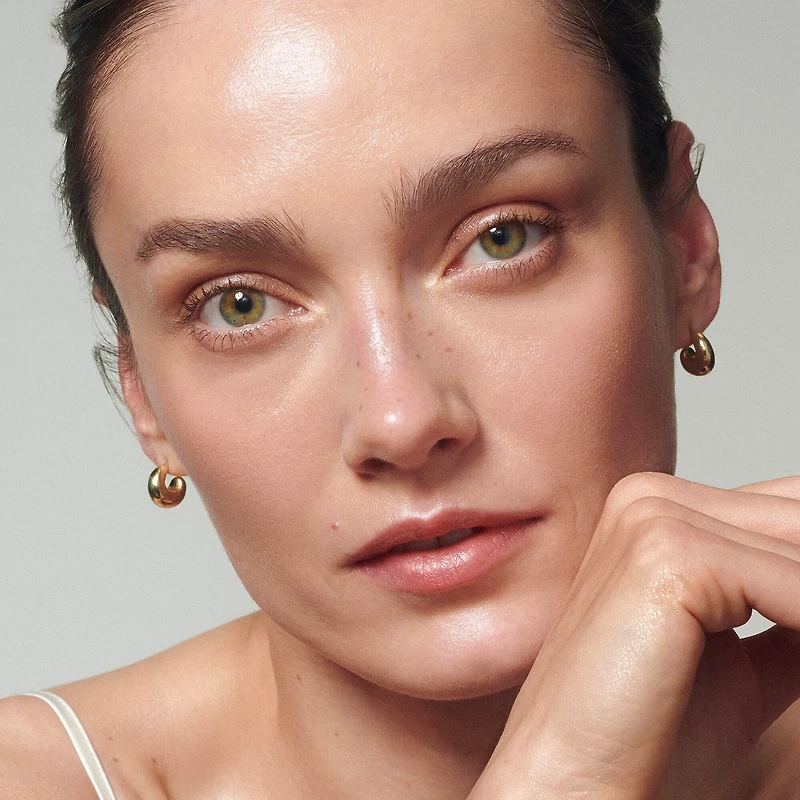 Sérum activateur pour la peau avec acide hyaluronique et niacinamide