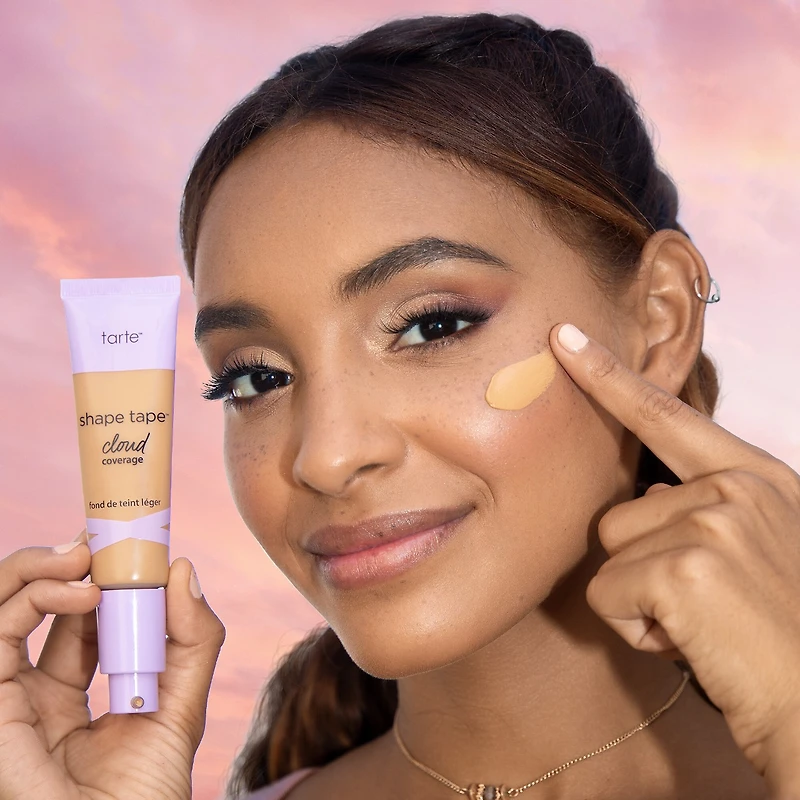 Fond de teint léger crème CC cloud coverage shape tape™