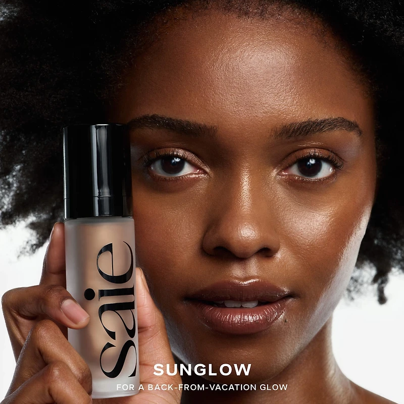 Glowy Super Gel Lightweight Dewy Multipurpose Illuminator