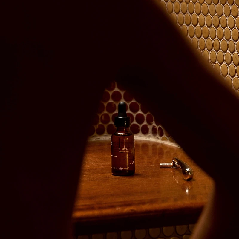 Shave - moisturizing shave oil