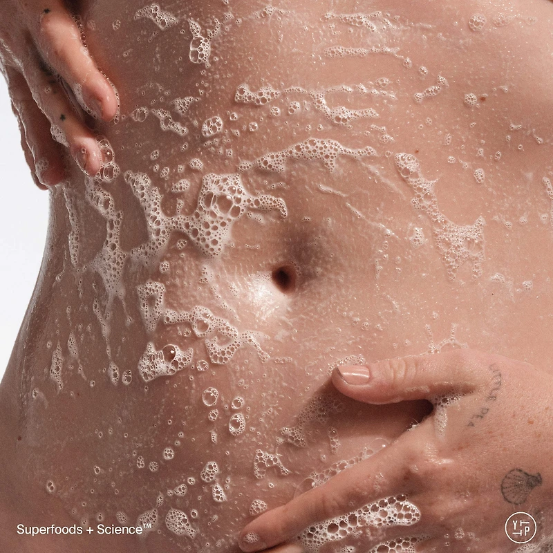 Superfood + Niacinamide Body Cleanser with Antioxidants & Hyaluronic Acid