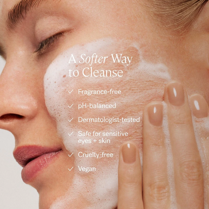 Nettoyant doux moussant et démaquillant The Cleanse