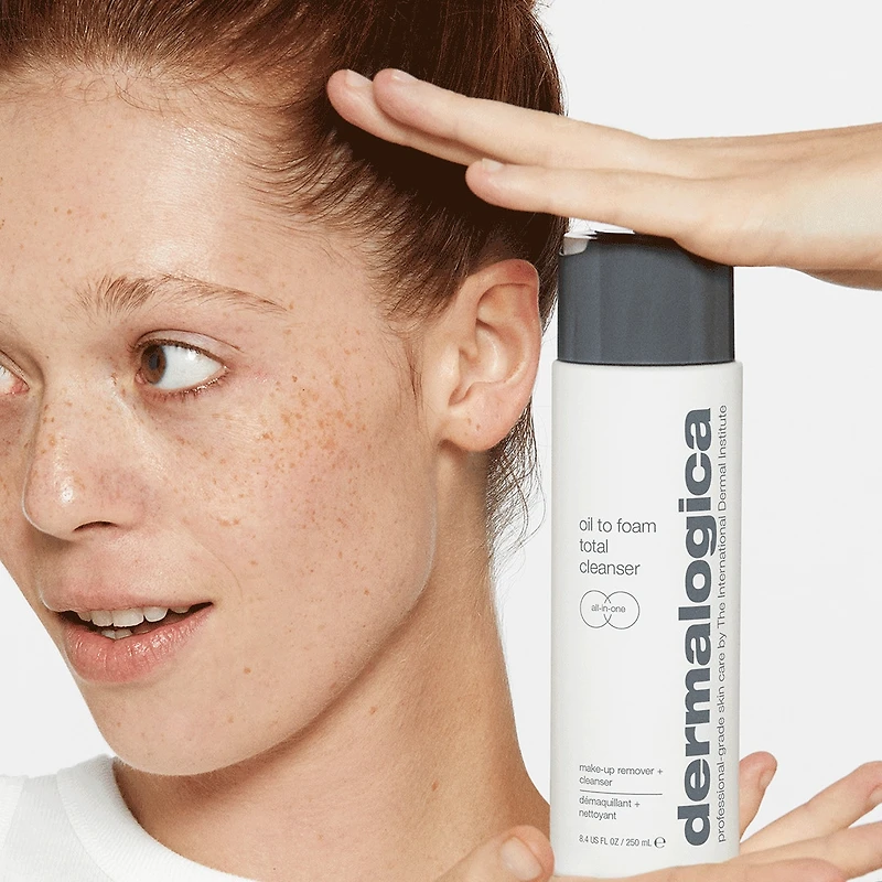 Nettoyant huile-à-mousse Total Cleanser