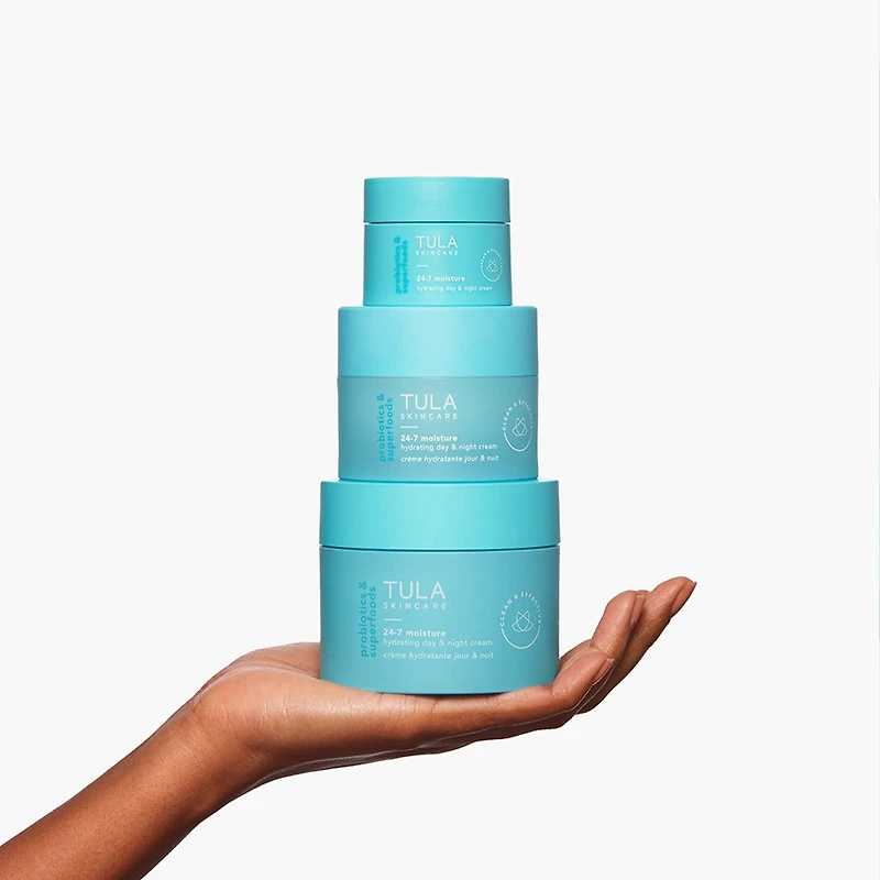 – Crème hydratante de jour et nuit hydratation 24/7