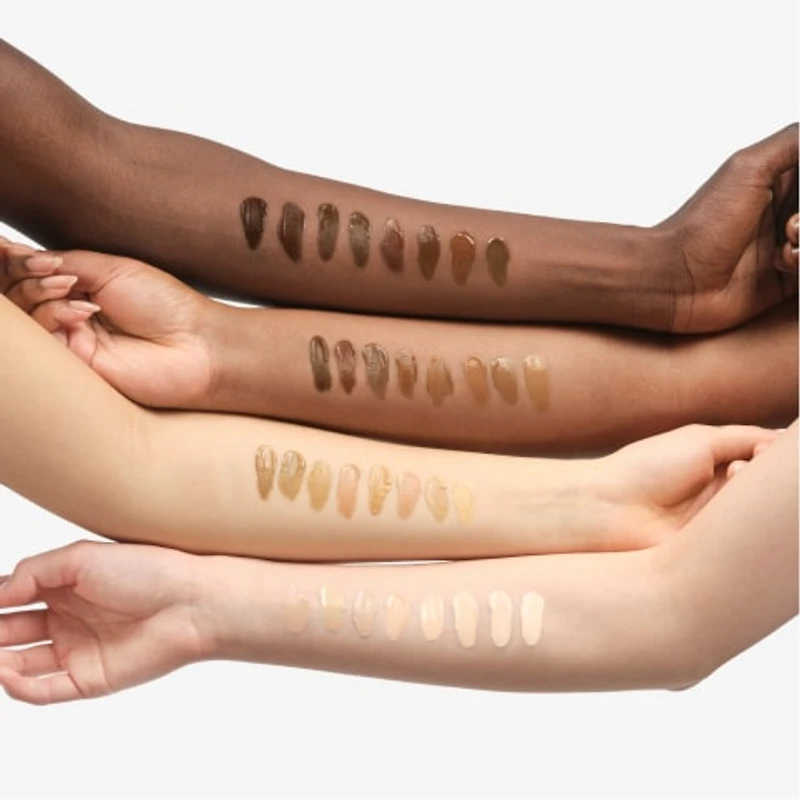 Anticernes extensible pour une couvrance modulable et lumineuse