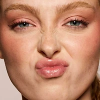 Illuminateur universel pour les lèvres Gloss Bomb