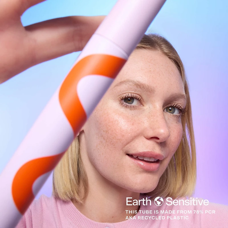 Mascara volumisant et allongeant MakeWaves