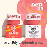 Exfoliant pour le corps Bom Dia avec le complexe resurfaçant qui contient 10 % d’AHA et de BHA + des graines de maracujá broyées