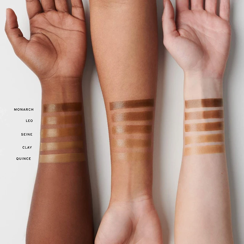 Poudre bronzante sculptante Bronze Balm Sheer