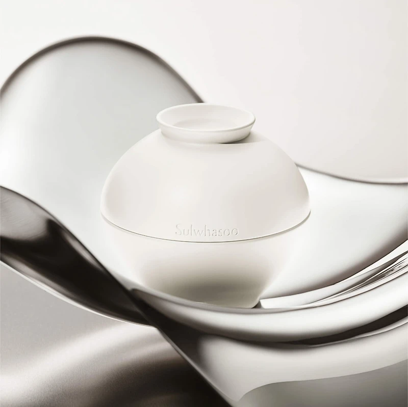 The Ultimate S Eye Cream