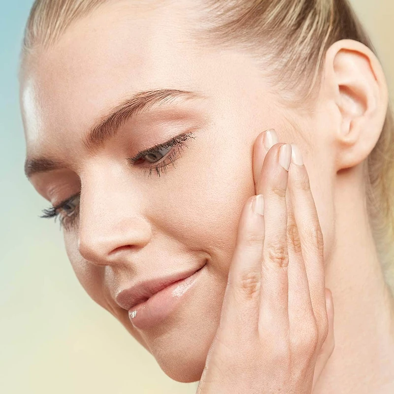 Anti-Wrinkle Hydrating Essence with Hyaluronic Acid