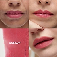 Rouge à lèvres léger satiné Signature Lip