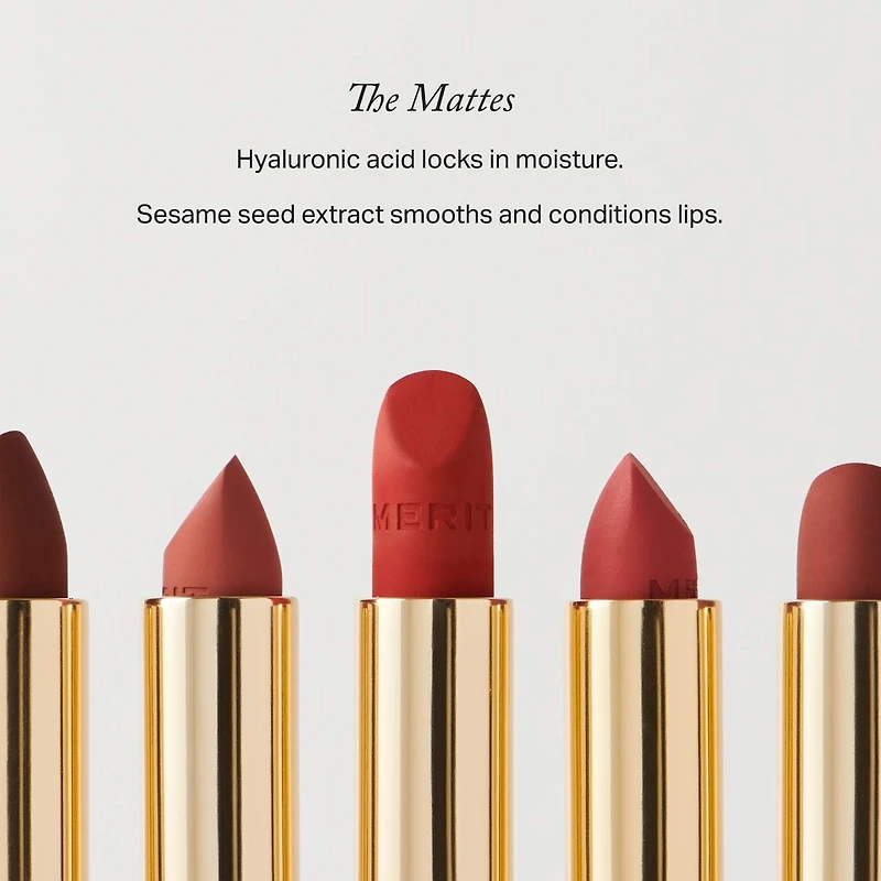Signature Lip Lightweight Lipstick