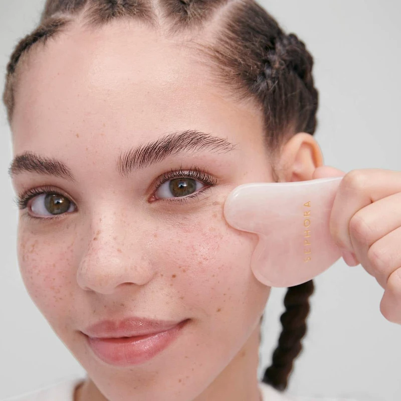 - Instrument Gua Sha au quartz rose
