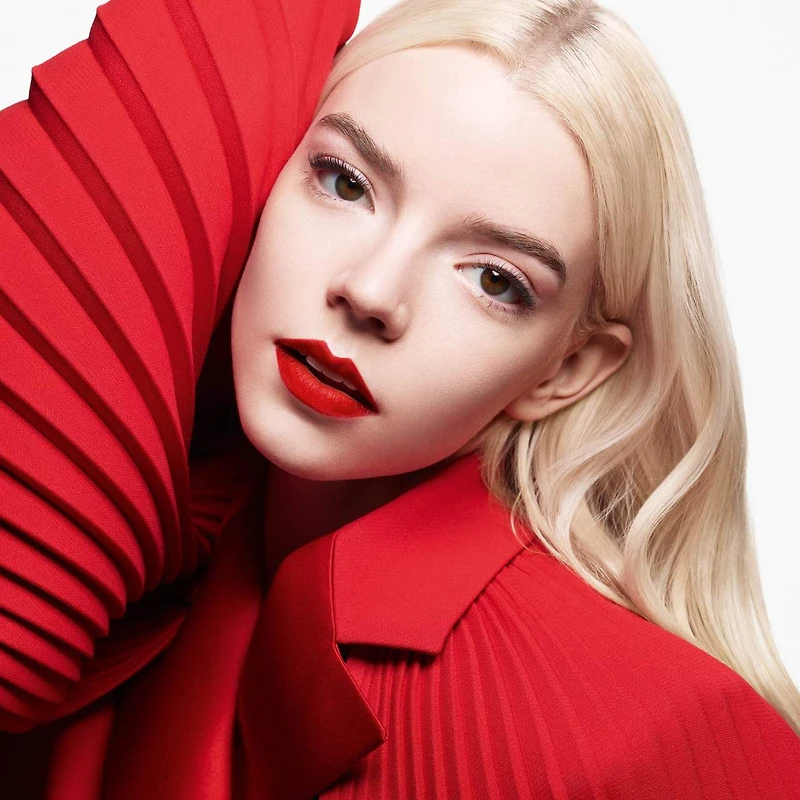 Crayon ligneur pour les lèvres sans transfert Rouge Dior Contour