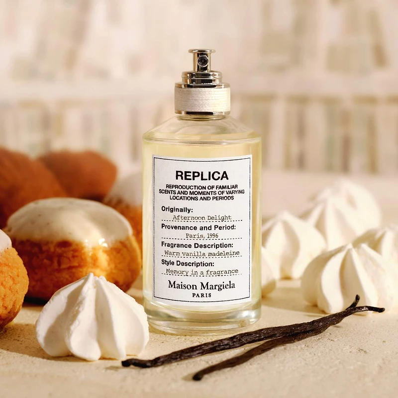 Eau de toilette Afternoon Delight ’REPLICA’ avec vanille et bois santal
