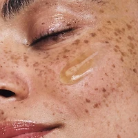 Double Serum Anti-âge raffermissant, améliorant l’éclat et affinant les pores