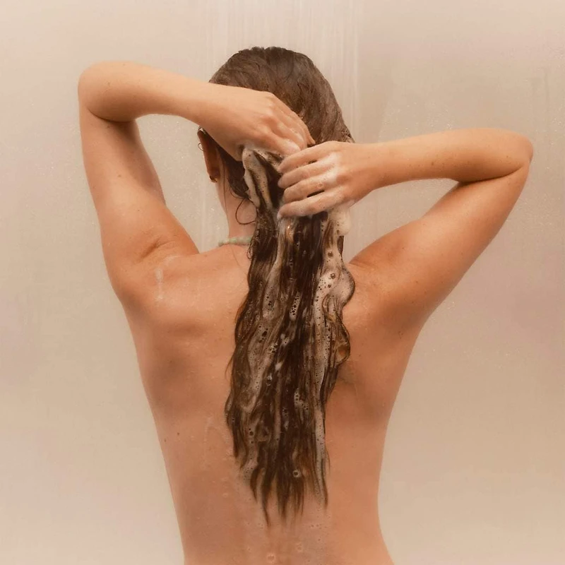 Le revitalisant volumisant pour des cheveux gras et raides