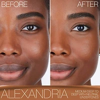 Fond de teint à couvrance moyenne Advanced Skincare réfléchissant la lumière