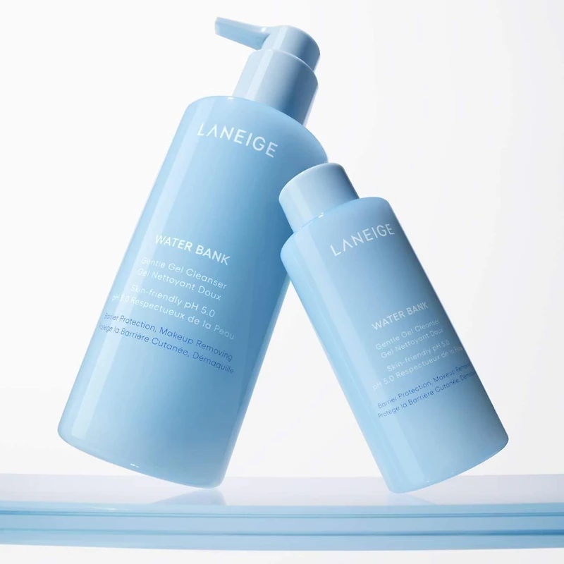 Gel nettoyant doux Water Bank avec acide hyaluronique