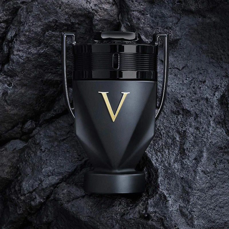 Invictus Victory Absolu Parfum Intense with Black Pepper & Sandalwood
