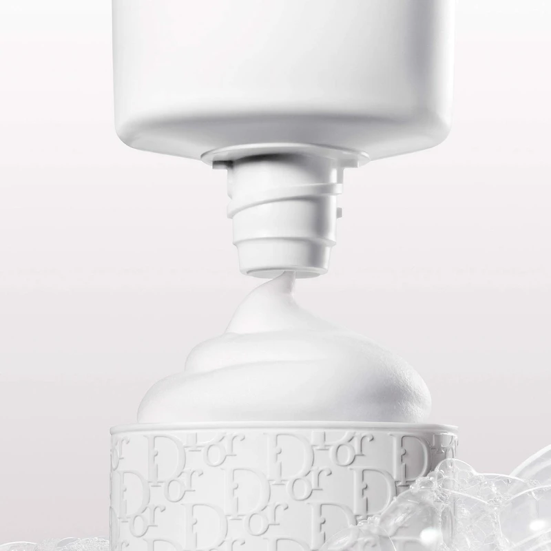 La Mousse OFF/ON Foaming Face Cleanser