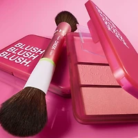 Palette de fards à joue Blush Blush. en crème et poudre