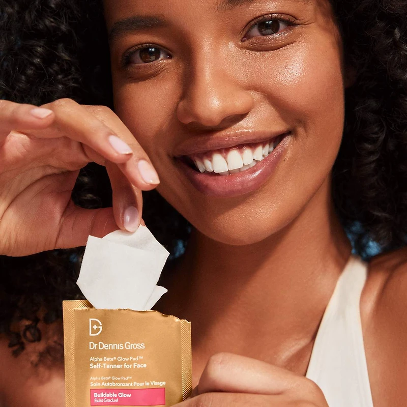 Alpha Beta® Glow Pad™ Self-Tanner for Face