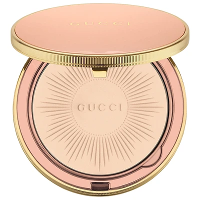 Gucci Mattifying Face Powder with 18-Hour Wear