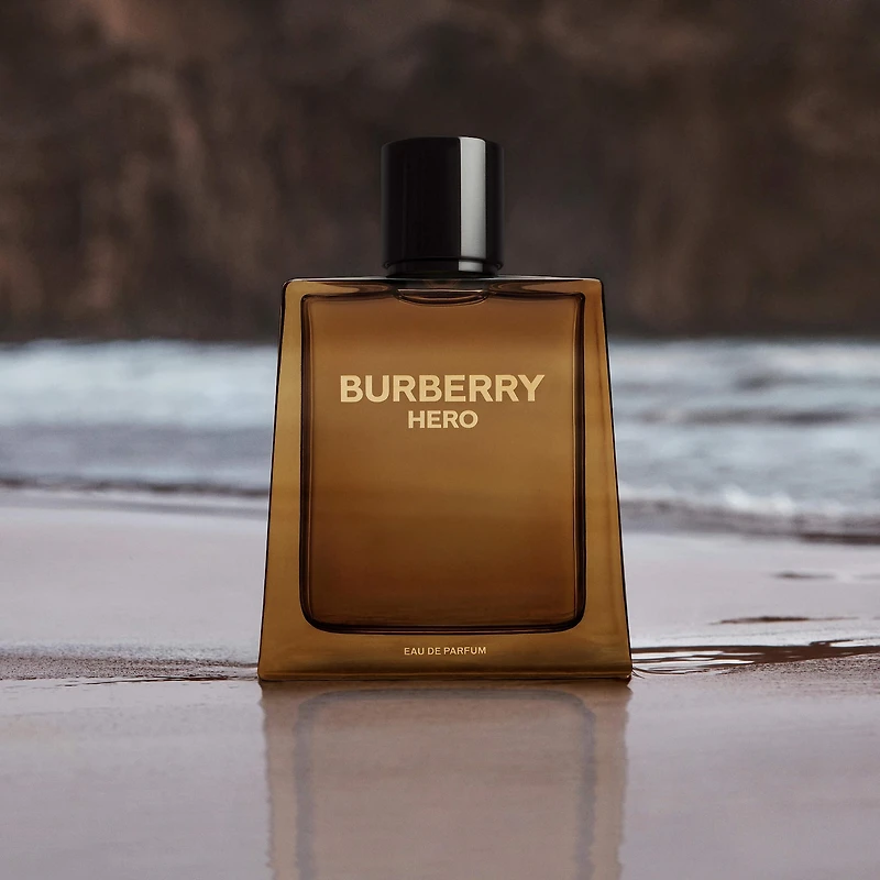 Eau de parfum Hero avec pin et cèdre