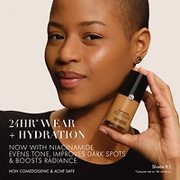 Fond de teint liquide floutant éclat naturel Luminous Silk avec tenue 24 h