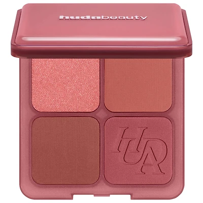 HUDA BEAUTY Blush Filter Blurring Blushlighters Palette Strawberry Latte - Strawberry Fizz, Rose Chai, Latte, Pink Espresso 0.26 oz/7.5 g