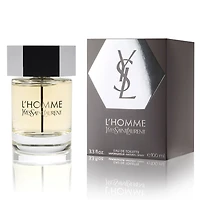 Parfum L’Homme avec des notes de bergamote et vétiver